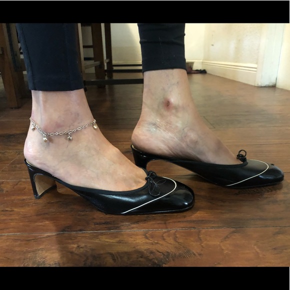 CHANEL leather mule heels - Picture 8 of 8